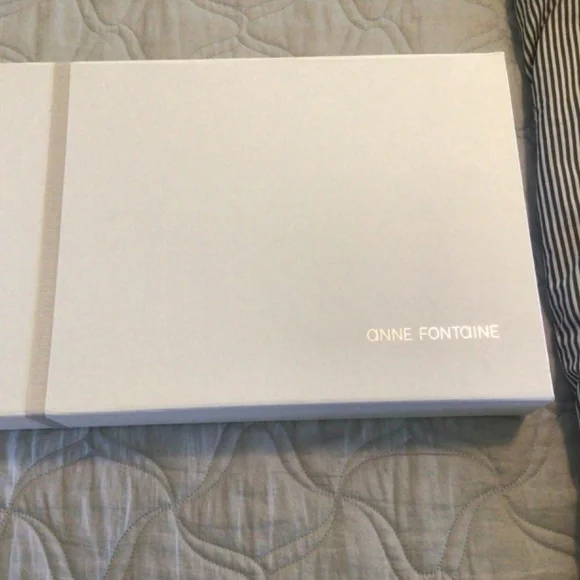 Anne Fontaine Light Blue Lace Short Sleeve Top - Picture 9 of 12